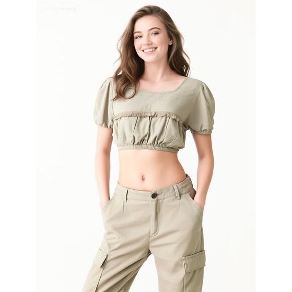 Reformation XS Cropped Top Beige Fringe Short Sleeve - Picture 1 of 9